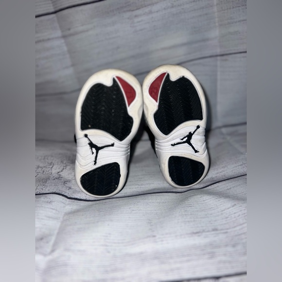 Air Jordan 12 Retro “Black and White Taxi” Toddler Boys💙Gently worn. - Picture 7 of 9